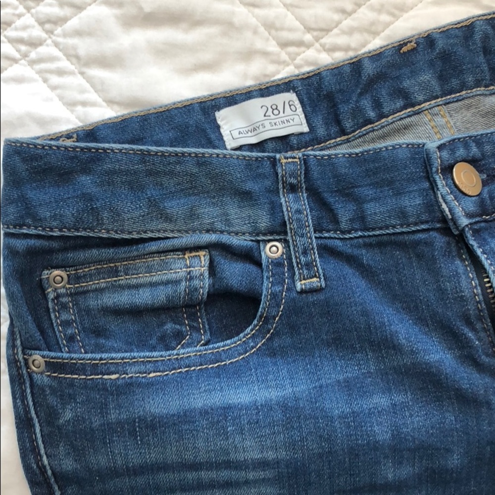 Gap straight legged jeans